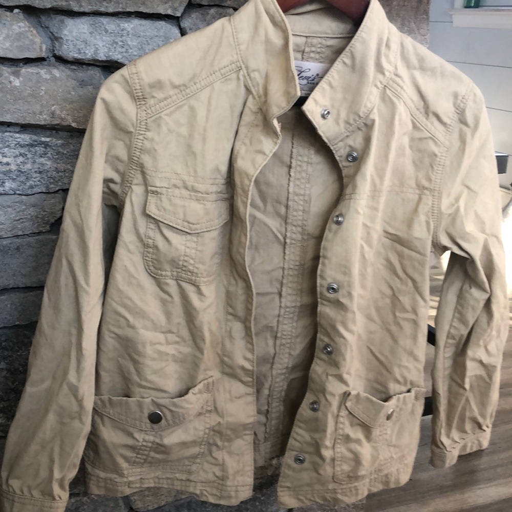 Levi’s tan 3/4 sleeve jacket
